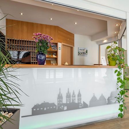 Center Hotel Kaiserhof ナウムブルク エクステリア 写真
