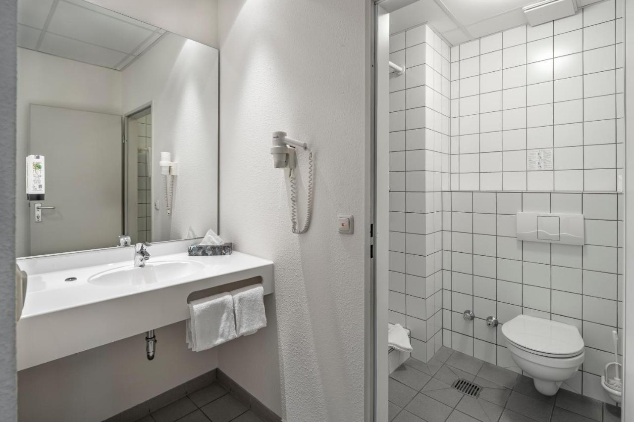 Center Hotel Kaiserhof ナウムブルク エクステリア 写真