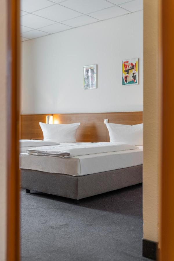 Center Hotel Kaiserhof ナウムブルク エクステリア 写真